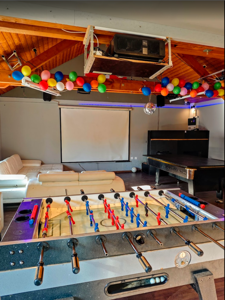 Innenbereich des Club 81 Elgg